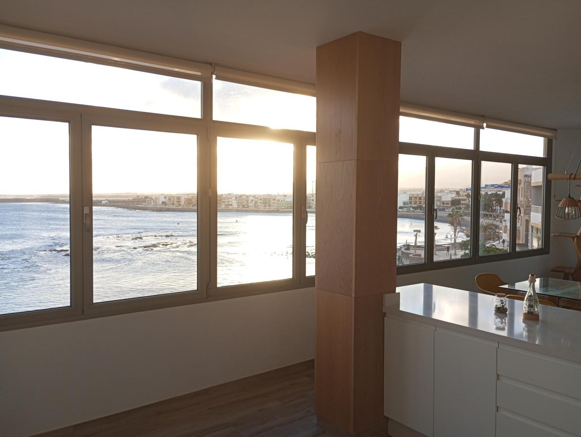 Sea View On Arinaga Beach Apartment Exterior photo