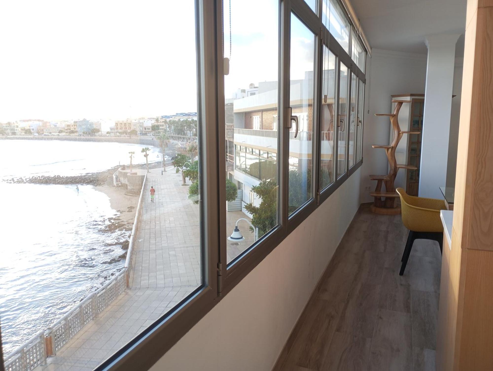 Sea View On Arinaga Beach Apartment Exterior photo
