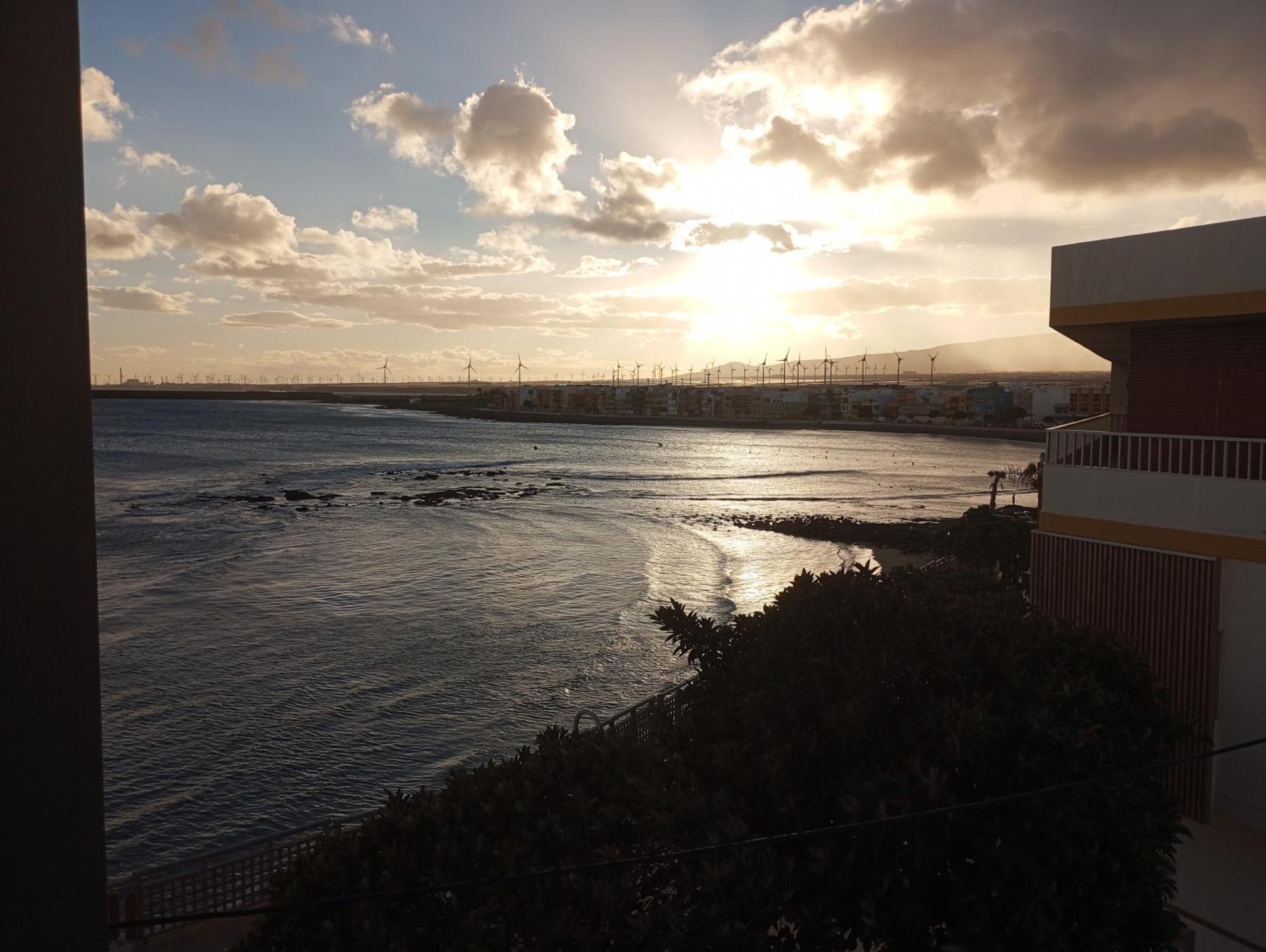 Sea View On Arinaga Beach Apartment Exterior photo
